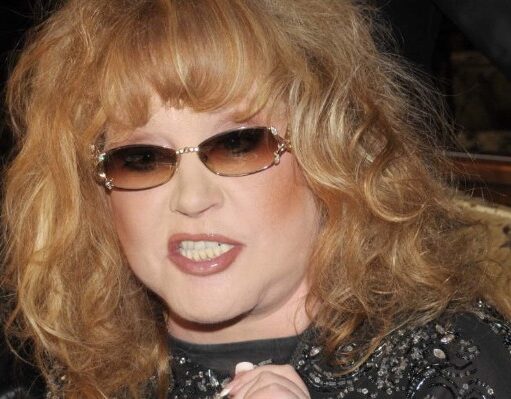 Расфуфыренная Пугачева на «Первом канале» вызвала шок