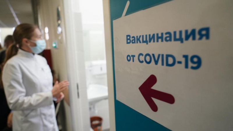 Собянин: Москву будет лихорадить, пока не добьемся массовой вакцинации