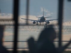 Савельев назвал рекордным объем субсидий на авиаперевозки в 2021 году