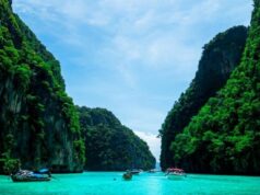 Таиланд разрешил привитым «Спутником V» россиянам посещать курорты