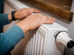 Без электричества и тепла: Почему отопительный сезон в Украине находятся на грани срыва?