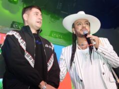 «Киркоров, найдись»: Сыгравший с певцом «гей-свадьбу» Манукян разделся для утех