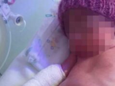 Врачи в Челябинске спасли недоношенного младенца с COVID-19