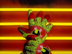 Футбольные перчатки для вратаря: как правильно подобрать размер?