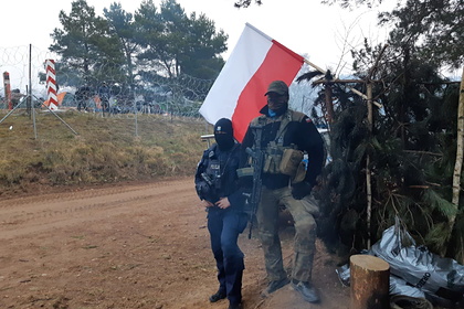 В России назвали позором действия Польши по отношению к мигрантам