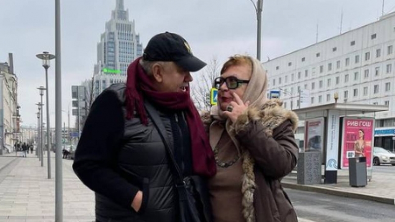 Звезда «Сватов» Кравченко поддразнила фанатов теплым признанием Садальскому