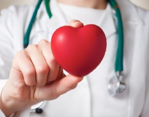 Мурашко: проблемы с сердцем возникают у 50% переболевших COVID