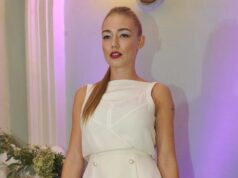 Печальная Акиньшина появилась на публике в одиночестве