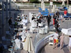 Туроператоры стран Балтии потребовали не заселять их туристов в отели с россиянами