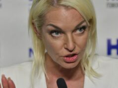 Услажденная толпой рукастых мужиков Волочкова раздвинула «рогатку» пошире