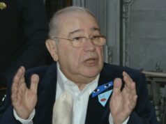 «Нет слов»: Немощный старик Петросян борется со смертью