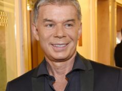 Первую содержал даже после развода, а со второй воспитал пасынка: любимые женщины Олега Газманова