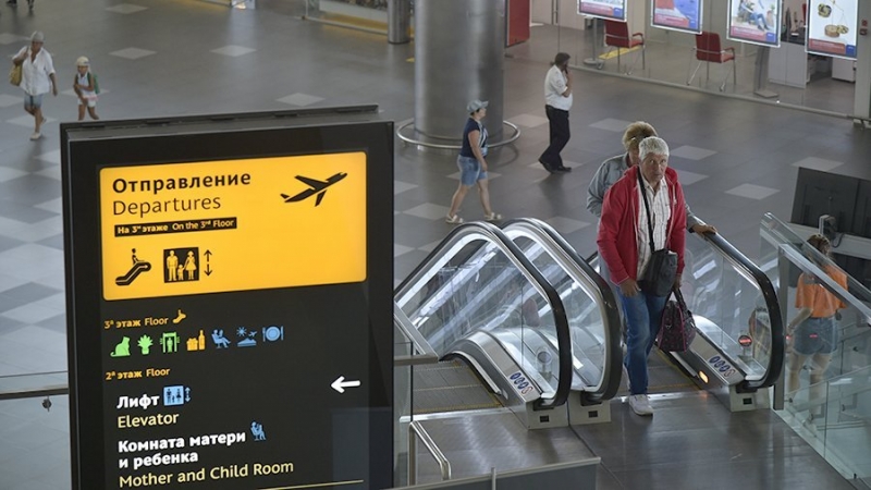 Ограничения на полеты в 11 аэропортов России продлили до 11 августа