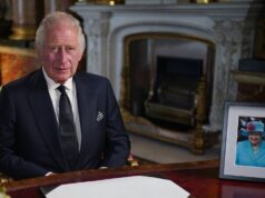 Голый король: странности преемника покойной Елизаветы II шокировали народ