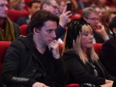 Вот она я: оставшаяся без присмотра Пугачева оголилась для другого мужчины