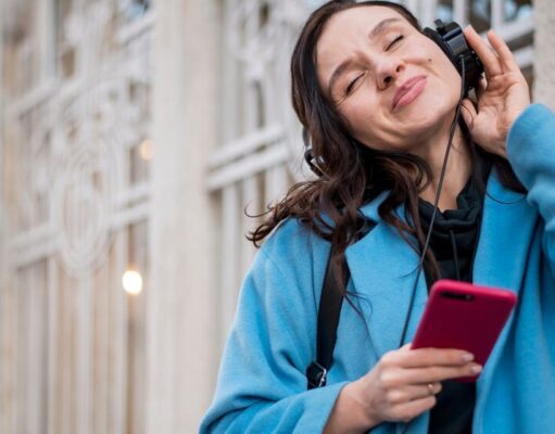 Самые популярные песни последних лет: что звучит в каждом плейлисте