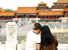 Россиянам рассказали о влиянии безвизового режима между Россией и Китаем